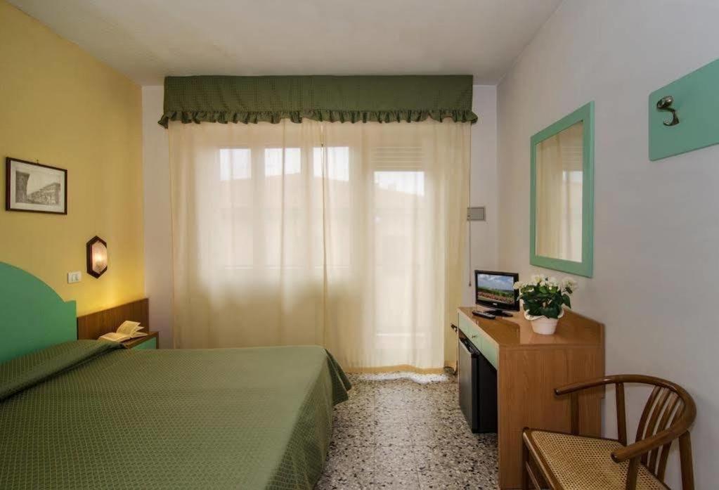 Hotel Stella D'Italia Viareggio Ngoại thất bức ảnh