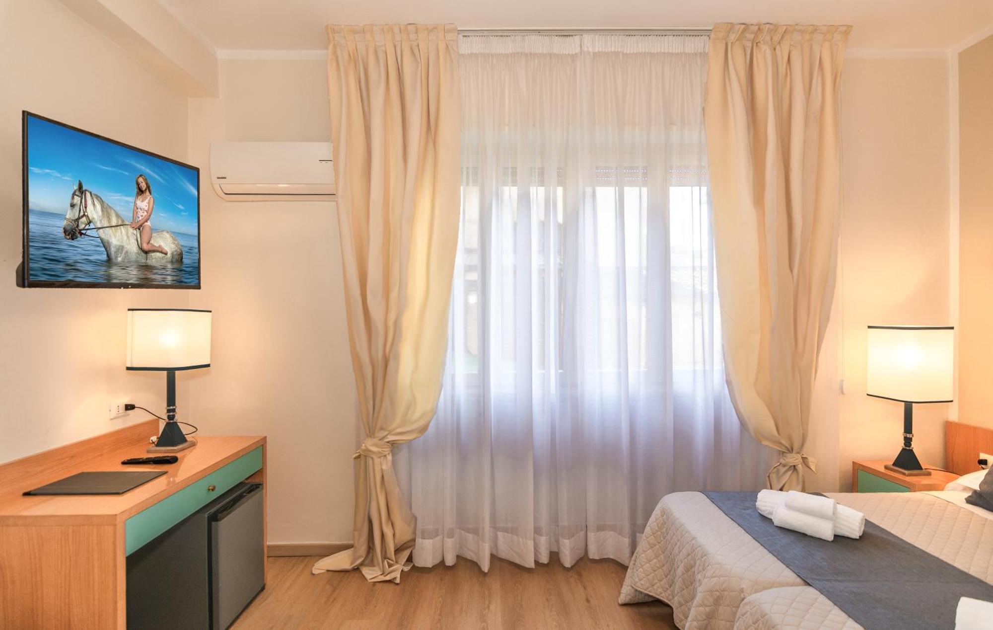 Hotel Stella D'Italia Viareggio Ngoại thất bức ảnh