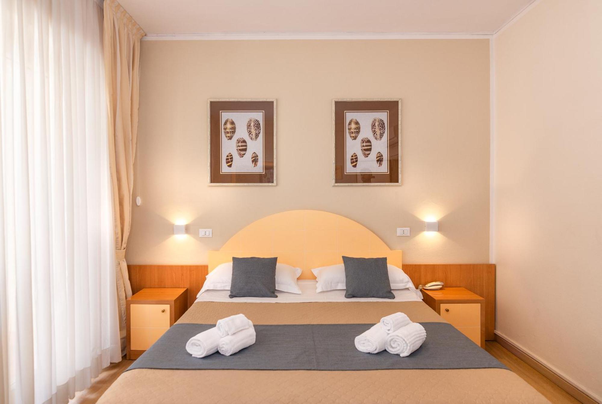 Hotel Stella D'Italia Viareggio Ngoại thất bức ảnh