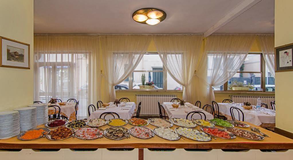 Hotel Stella D'Italia Viareggio Ngoại thất bức ảnh