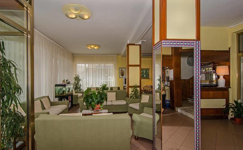 Hotel Stella D'Italia Viareggio Ngoại thất bức ảnh